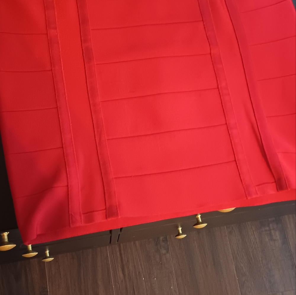 Red bebe bandage skirt